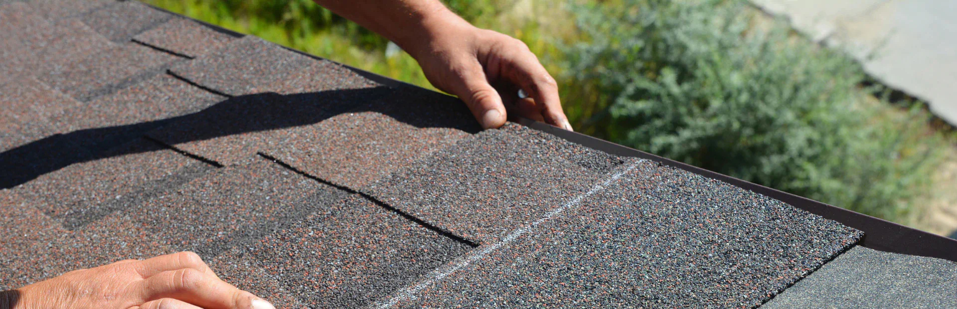 roof repairs breadcrumb hero opt